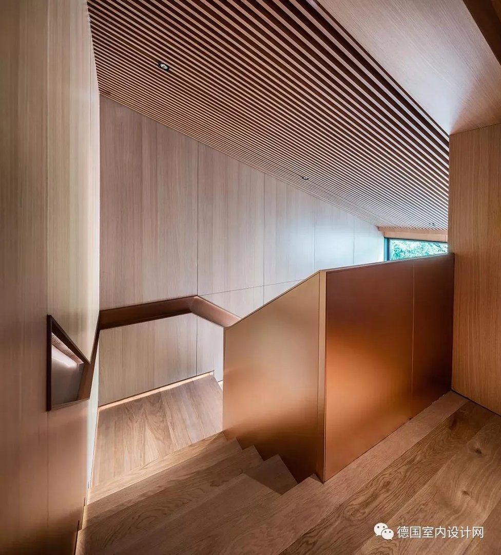 全球首家区块链酒吧